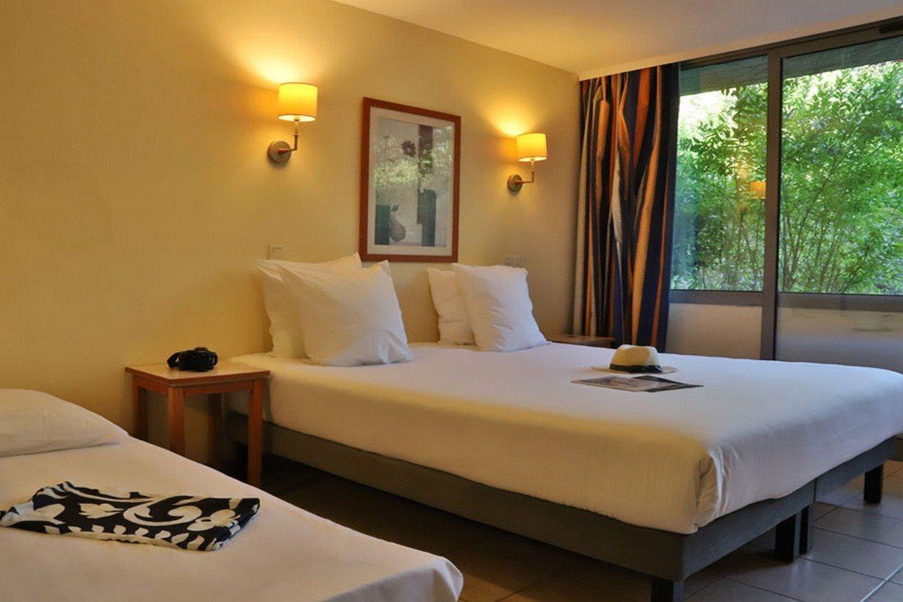 Sowell Hotels Ardeche Grospierres Exterior foto